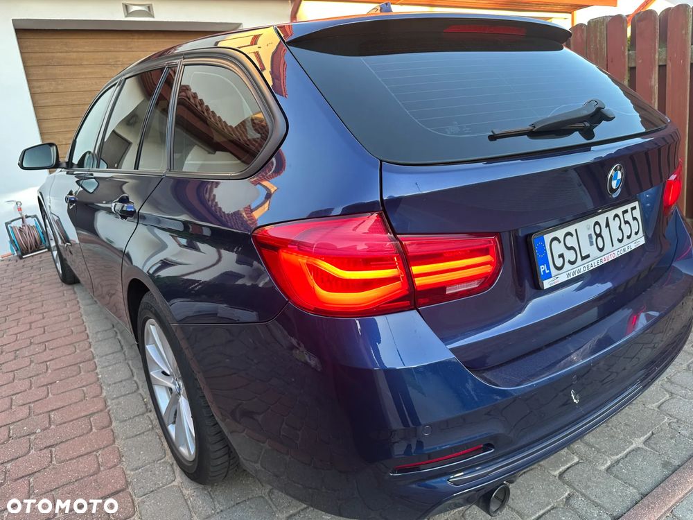 BMW Seria 3 318d Sport Line - 8