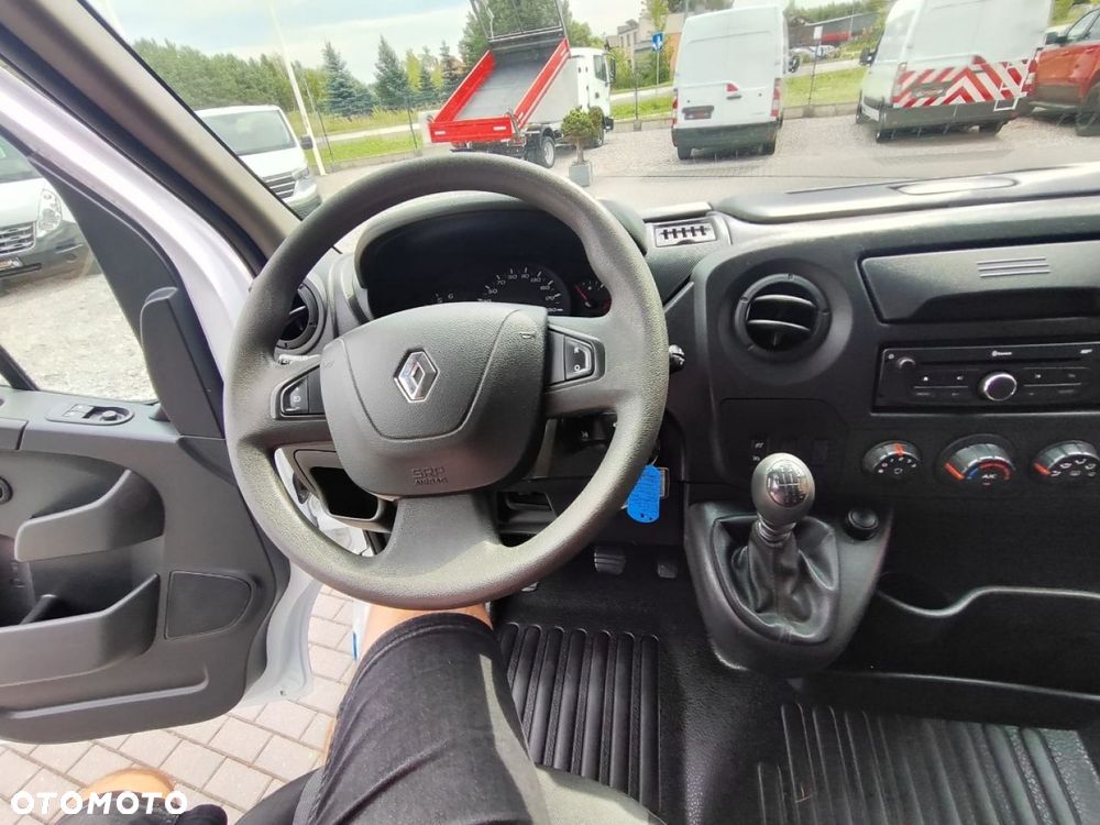 Renault Master - 10