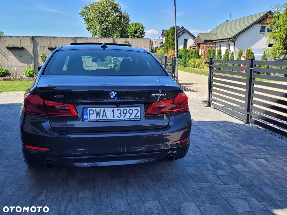 BMW Seria 5 530i xDrive Sport Line - 8