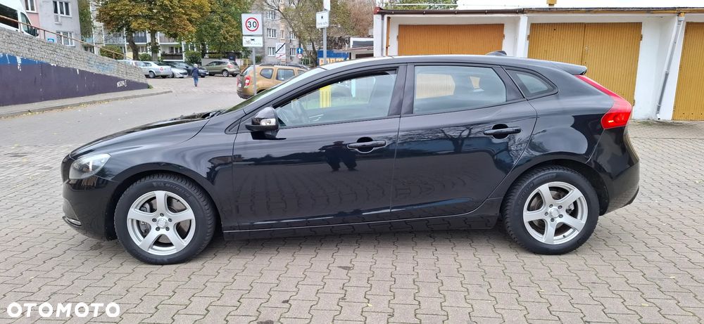 Volvo V40 D4 Drive-E R-Design Momentum - 6