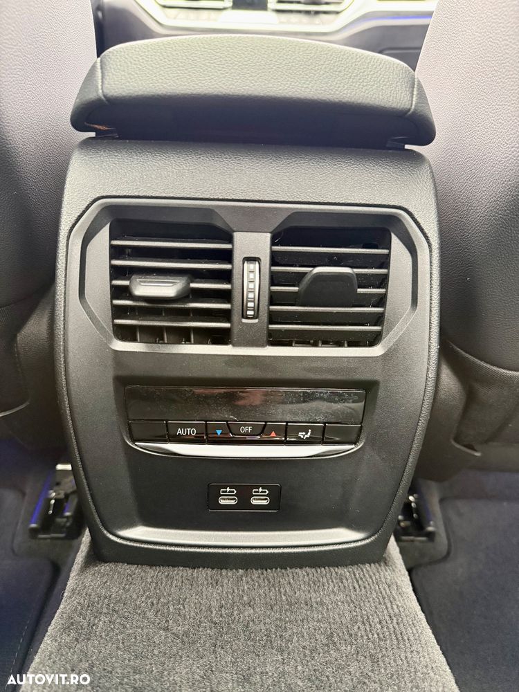 BMW Seria 3 320d Aut. Sport Line - 10
