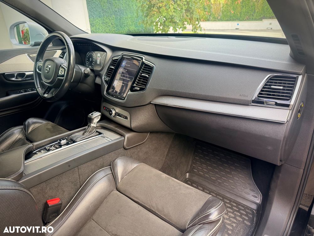 Volvo XC 90 D5 AWD Geartronic RDesign - 14