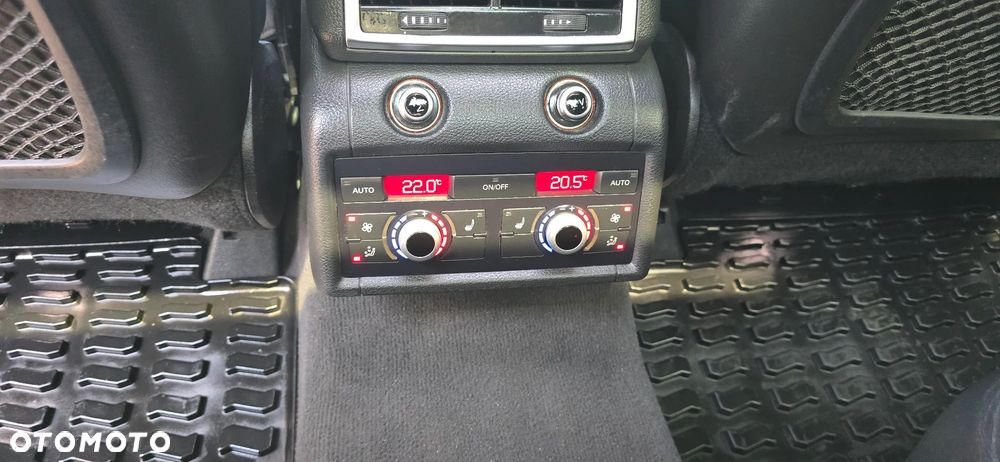 Audi Q7 3.0 TDI DPF Quattro Tiptronic - 28