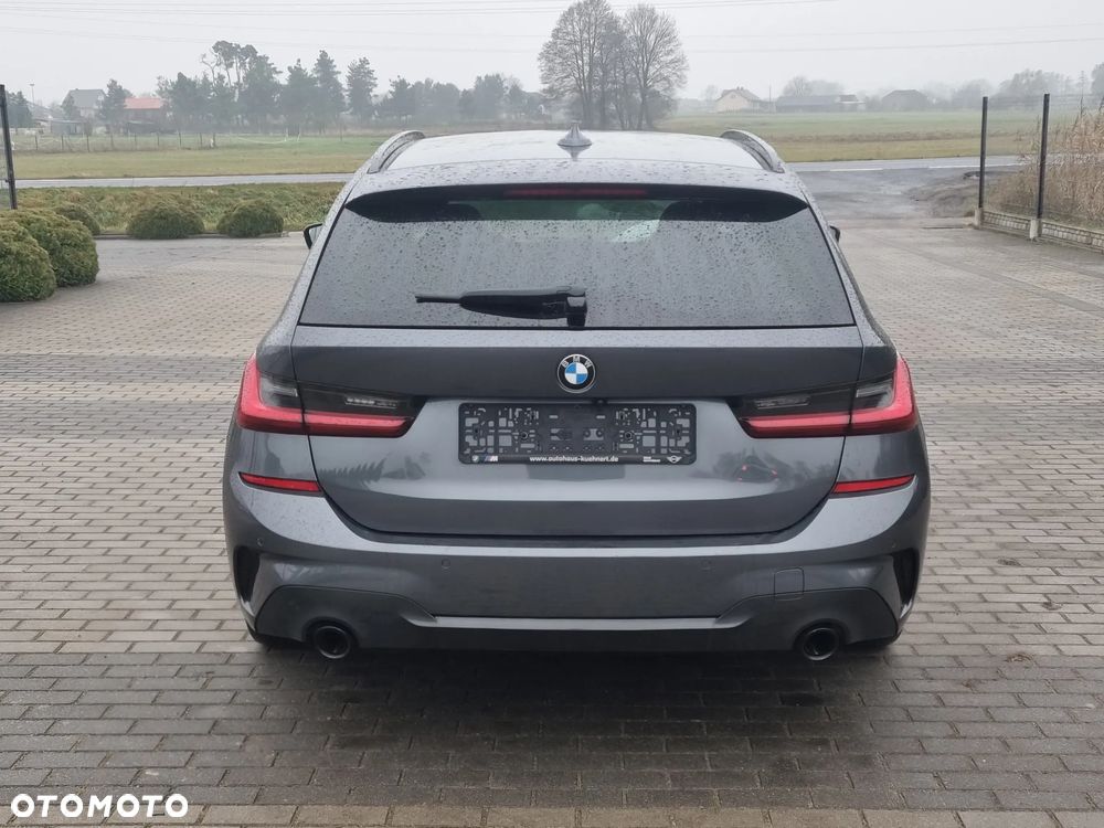 BMW Seria 3 320d M Sport Shadow - 6