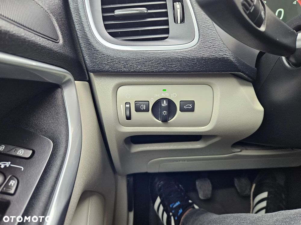 Volvo V40 Cross Country D2 - 14