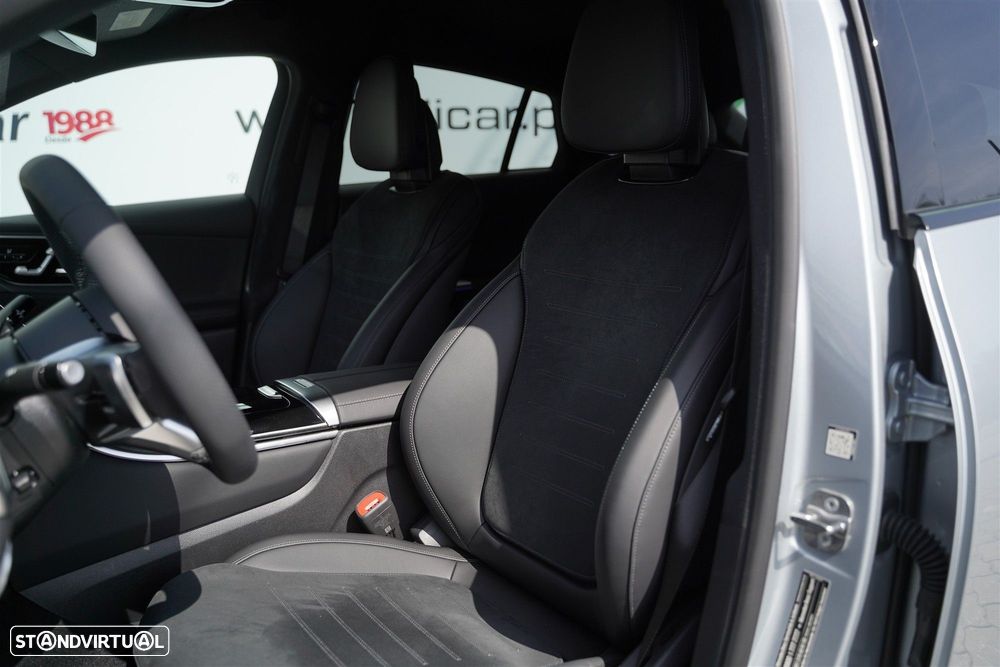 Mercedes-Benz GLC 300 e Coupe 4Matic - 30