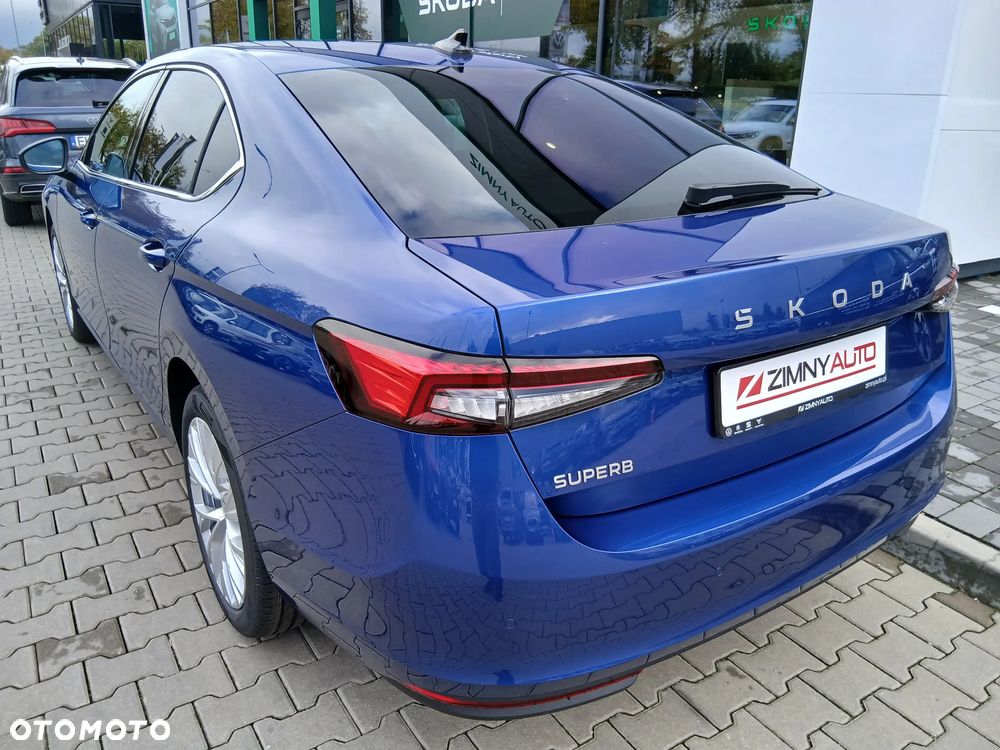 Skoda Superb 2.0 TSI Selection DSG - 8