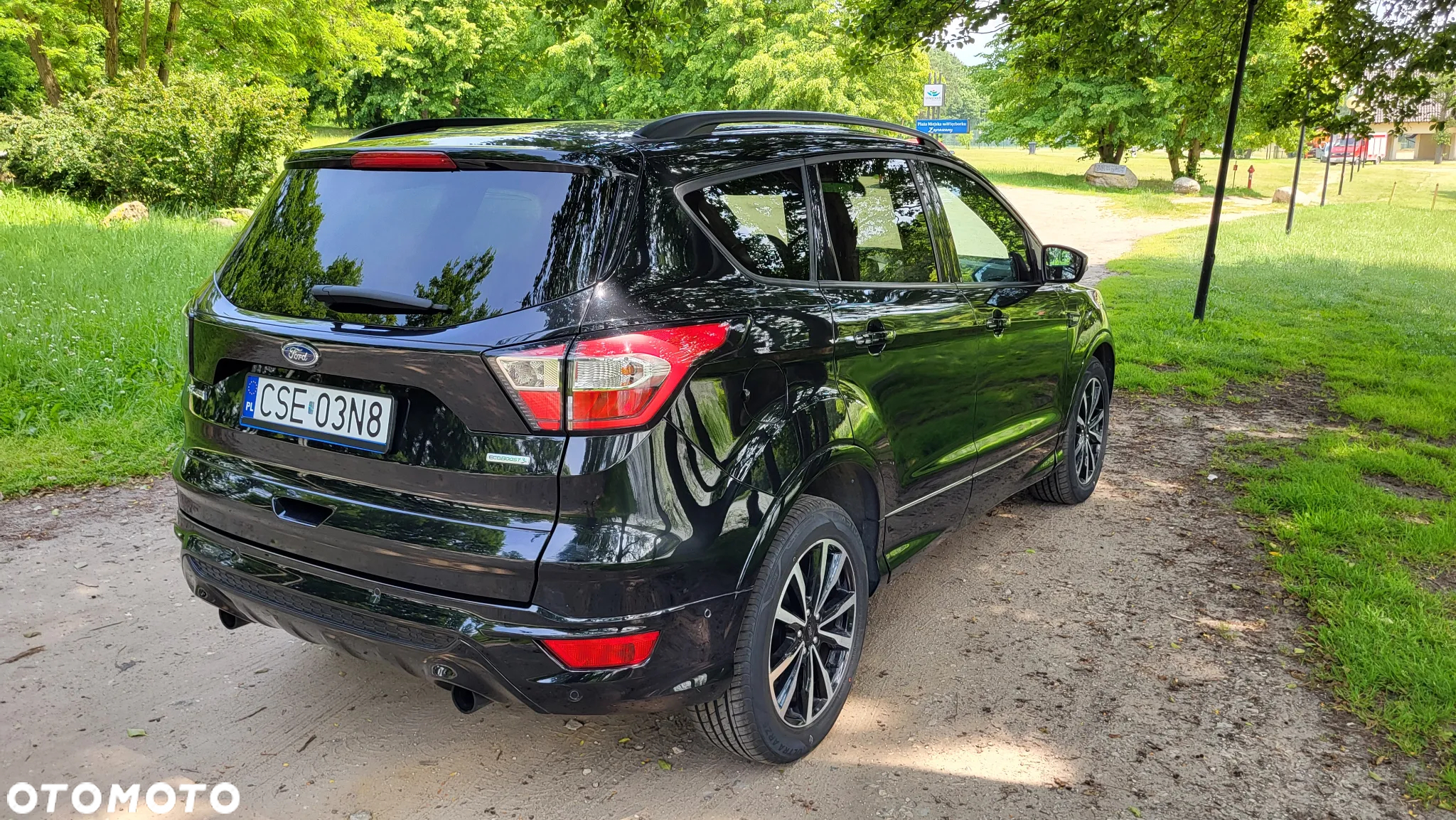 Ford Kuga 1.5 EcoBoost 2x4 ST-Line - 6