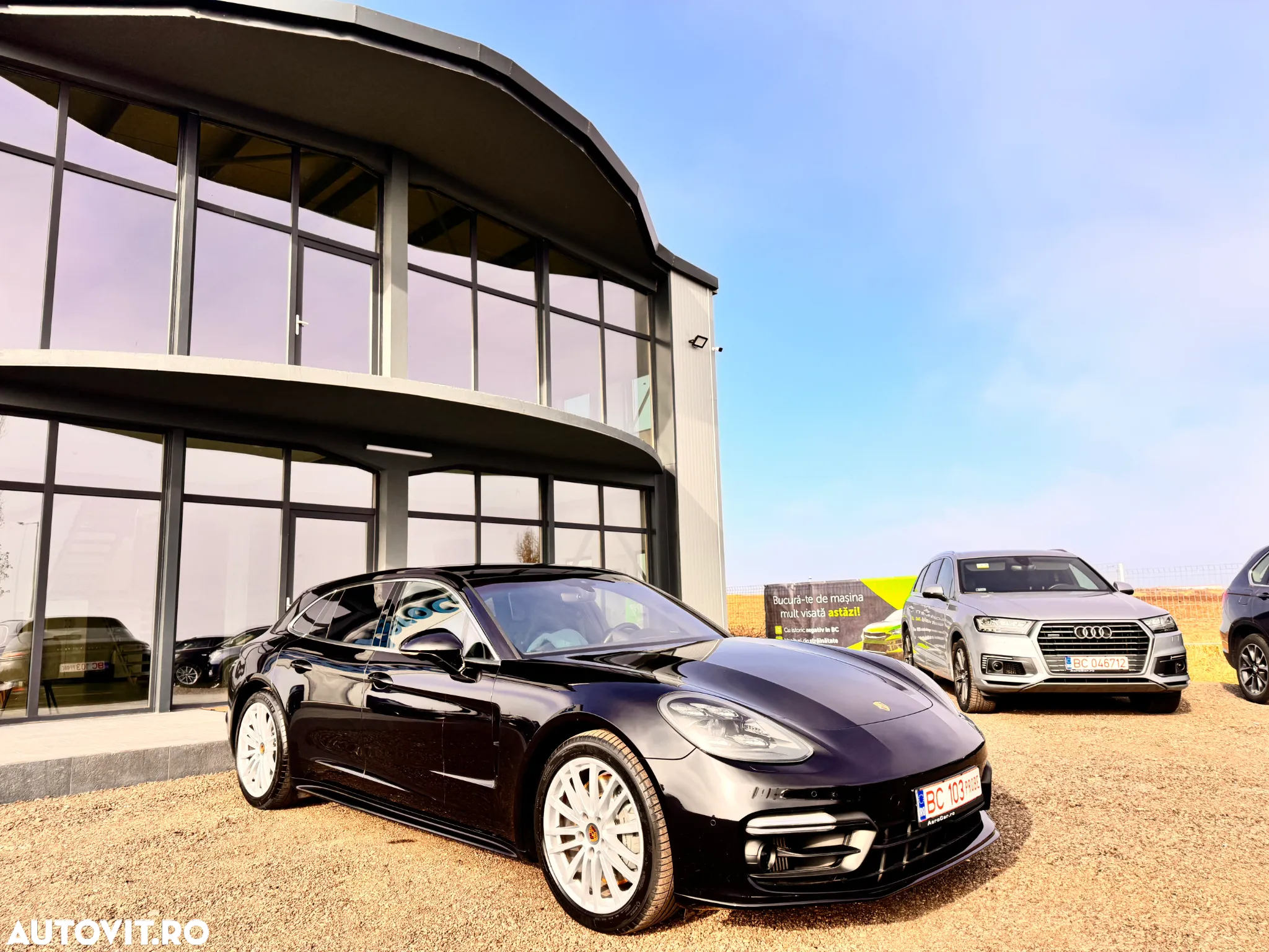 Porsche Panamera 4S Sport Turismo - 4