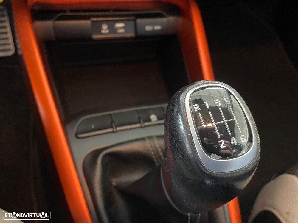 Kia Stonic 1.0 T-GDI 120 Vision - 16