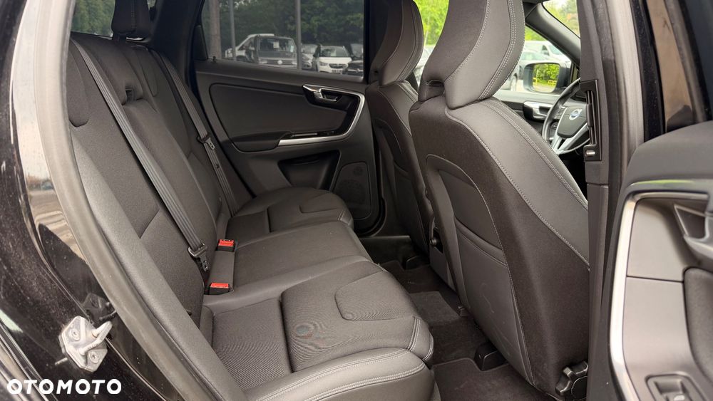 Volvo XC 60 D4 Geartronic Edition Pro - 17