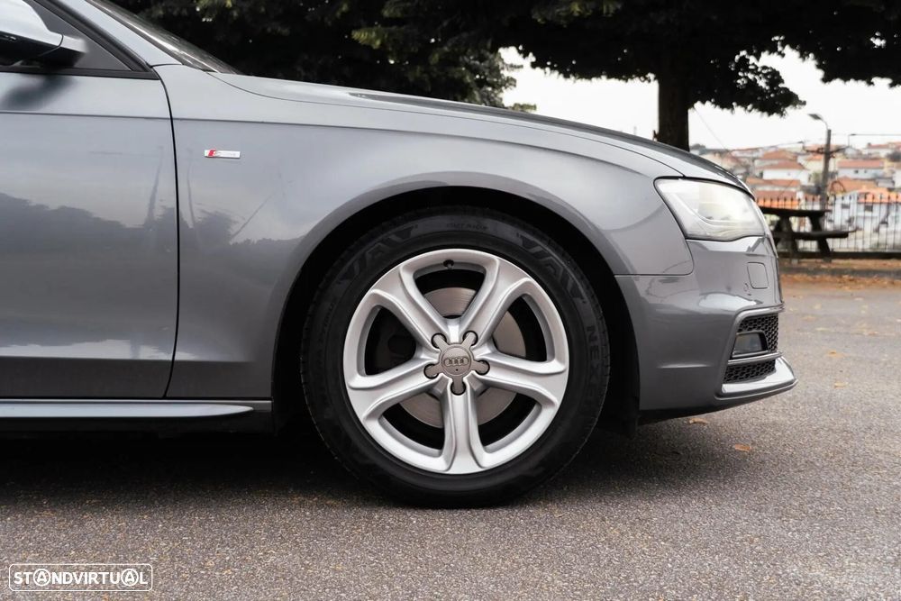 Audi A4 Avant 2.0 TDI Business Line S-line - 34
