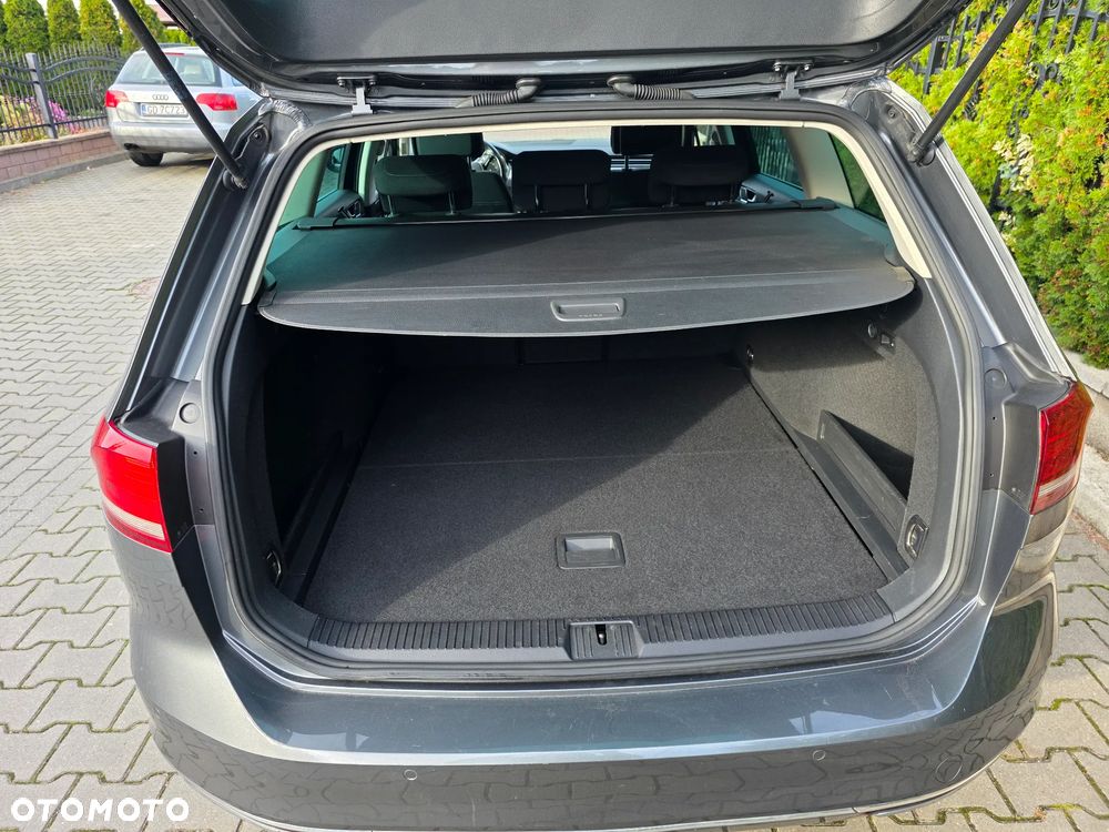 Volkswagen Passat 2.0 TDI BMT Comfortline - 9