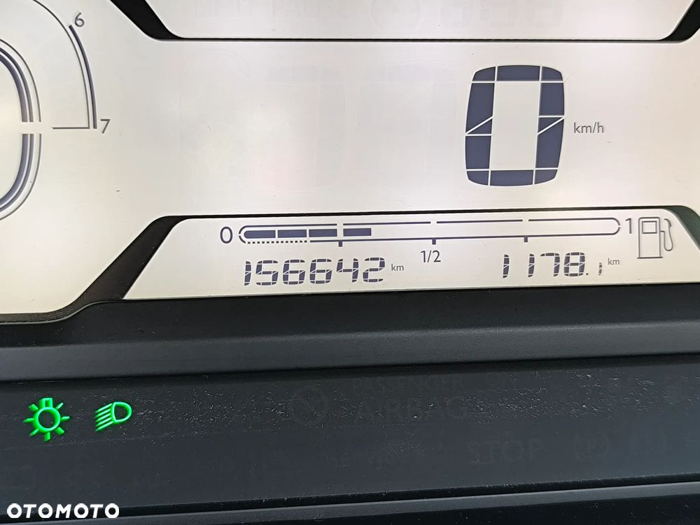 Citroën C4 Grand Picasso 1.6 THP Seduction - 29