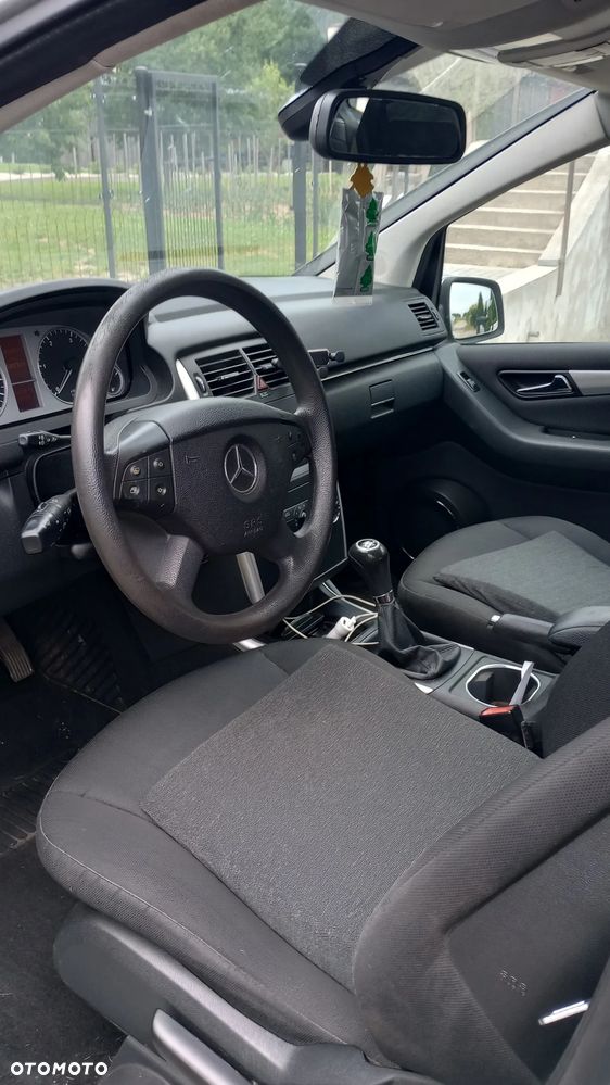 Mercedes-Benz Klasa B 180 CDI - 6