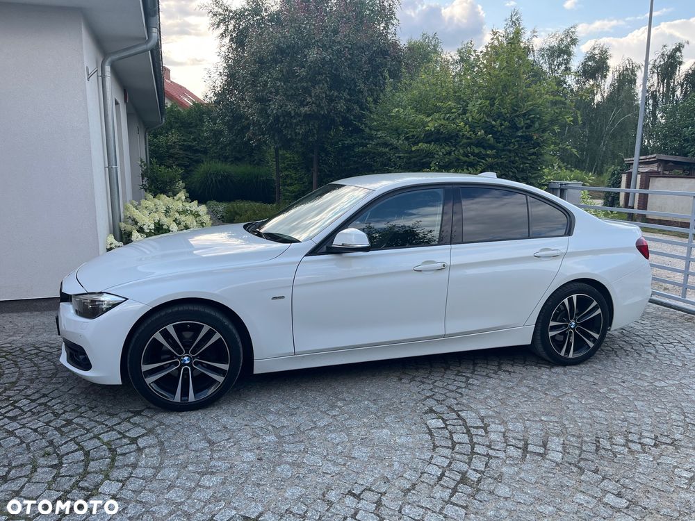 BMW Seria 3 320i xDrive Sport Line Shadow sport - 3