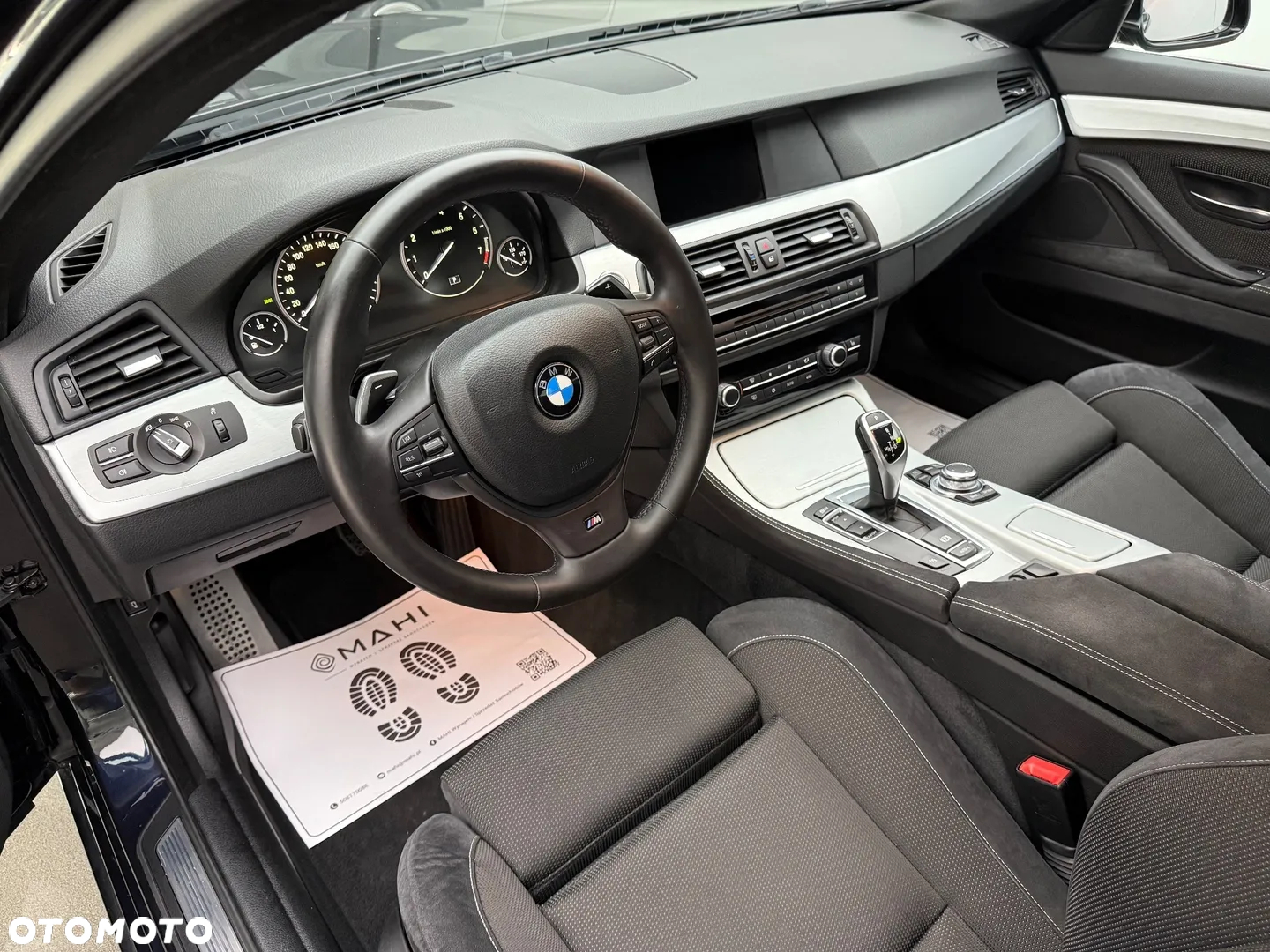 BMW Seria 5 520i Touring Luxury Line - 23