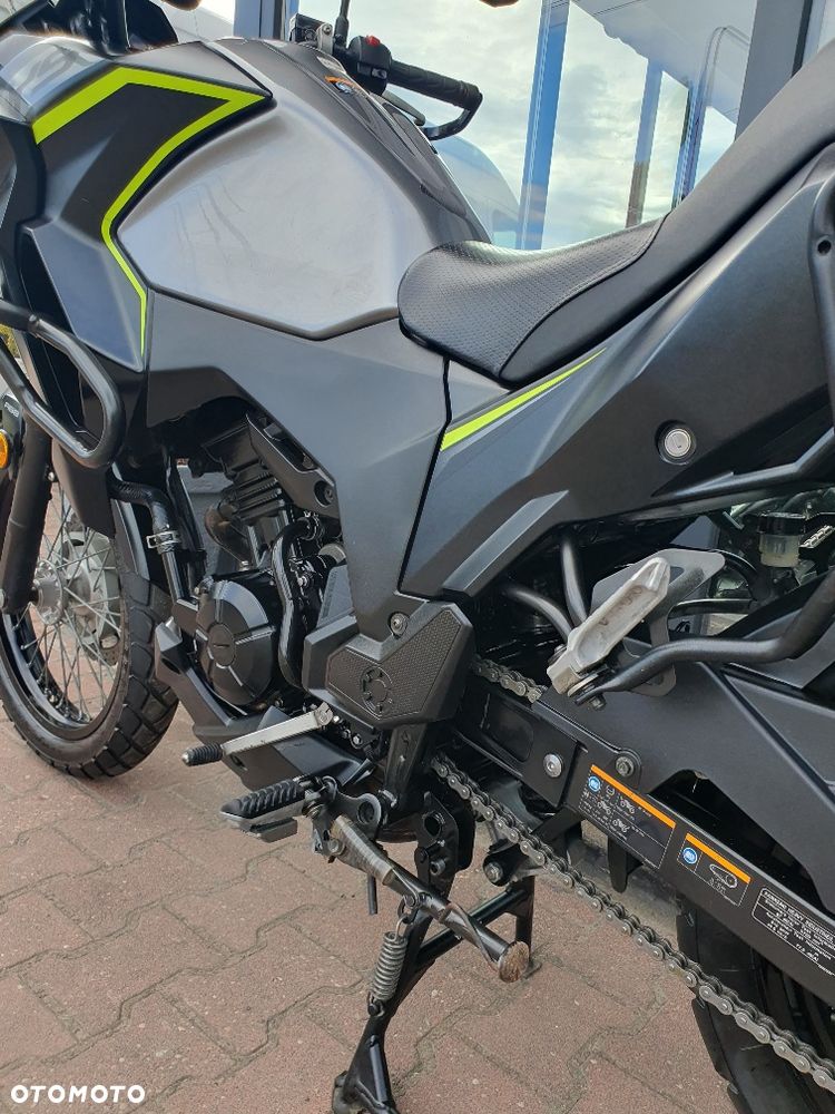 Kawasaki Versys-X 300 - 24