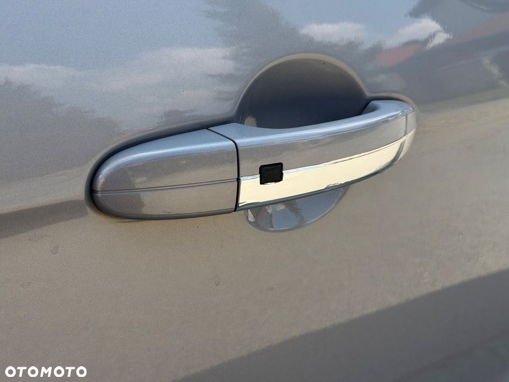 Ford S-Max 2.0 TDCi DPF Titanium X - 24