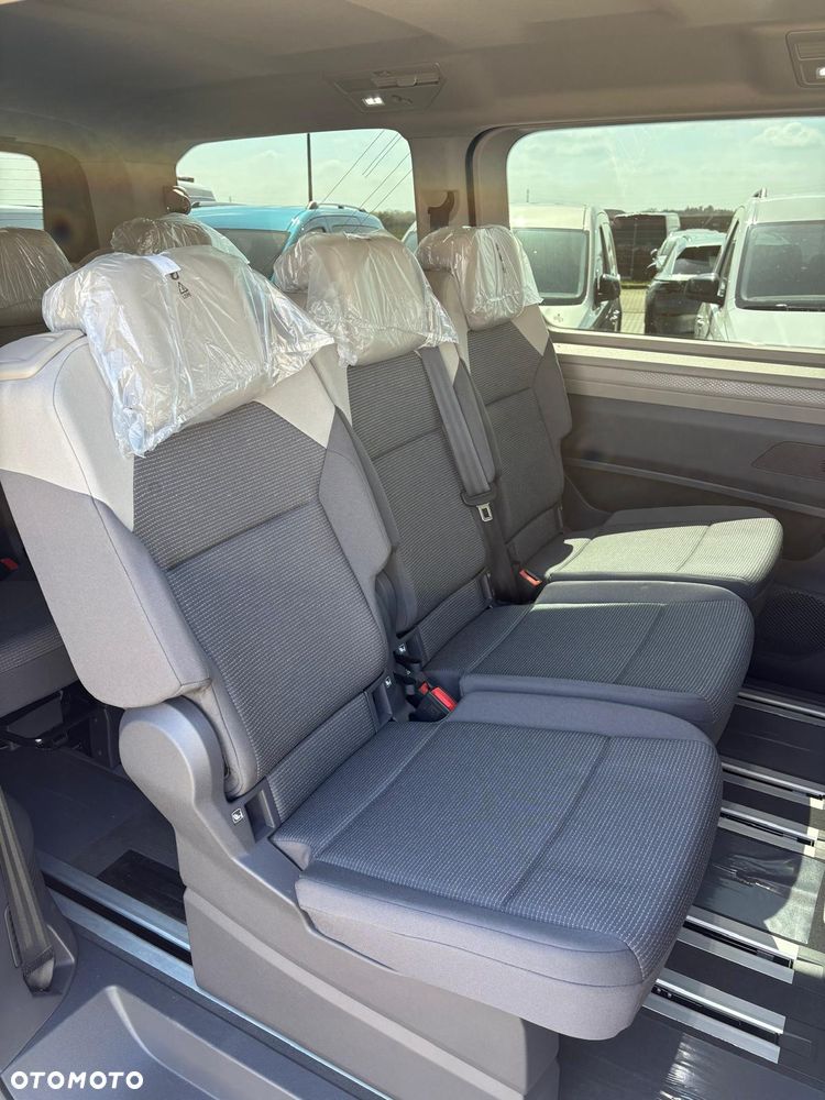 Volkswagen Multivan - 14