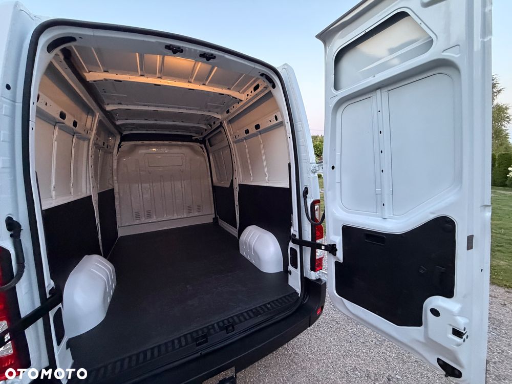 Renault Master - 25