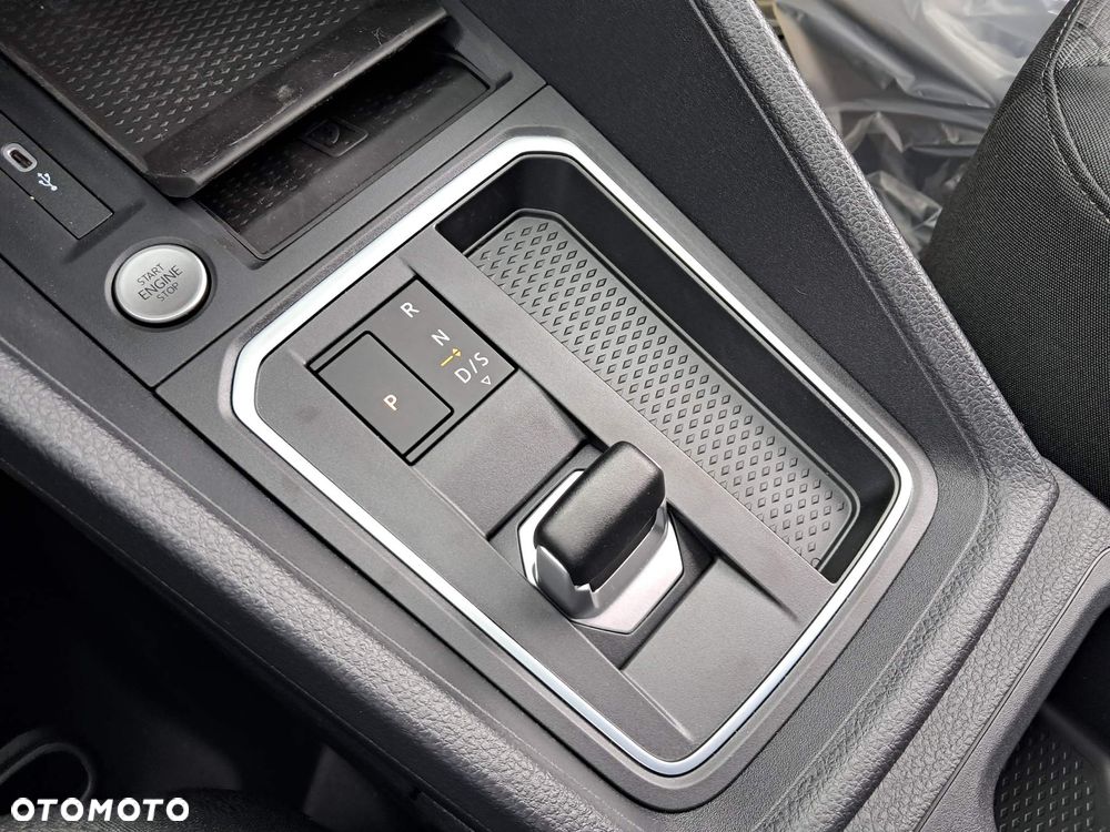 Ford Transit Connect - 21