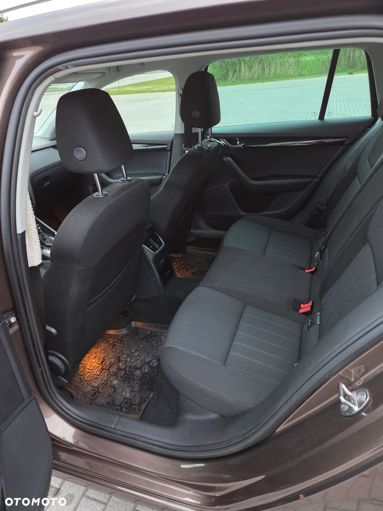 Skoda Octavia 2.0 TDI Style DSG - 18