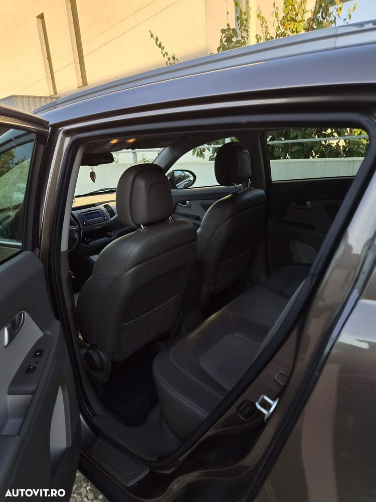 Kia Sportage 1.7 CRDI 2WD Vision - 6
