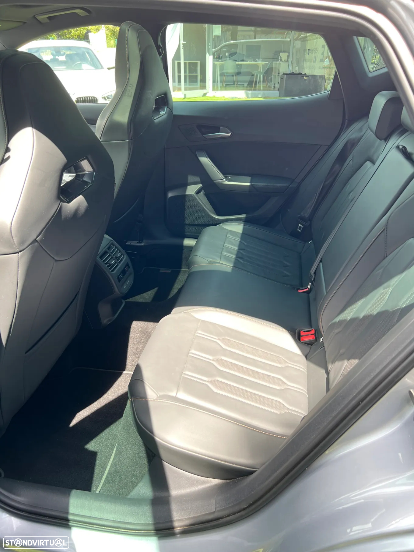 Cupra Formentor 1.4 e-Hybrid DSG VZ - 10
