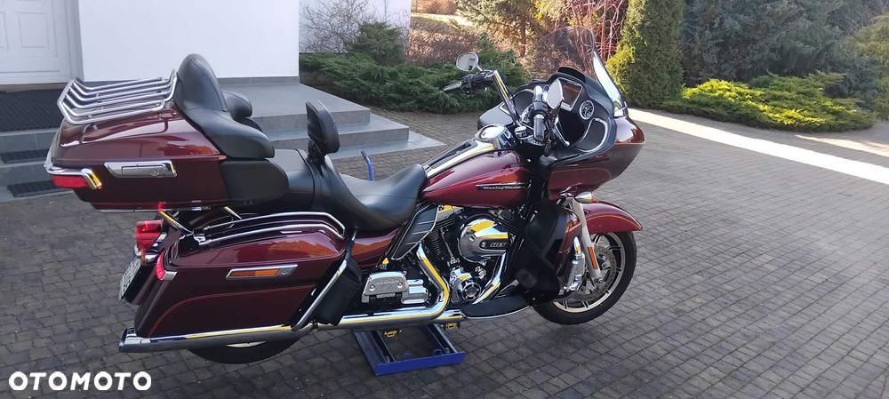 Harley-Davidson Touring Road Glide - 4