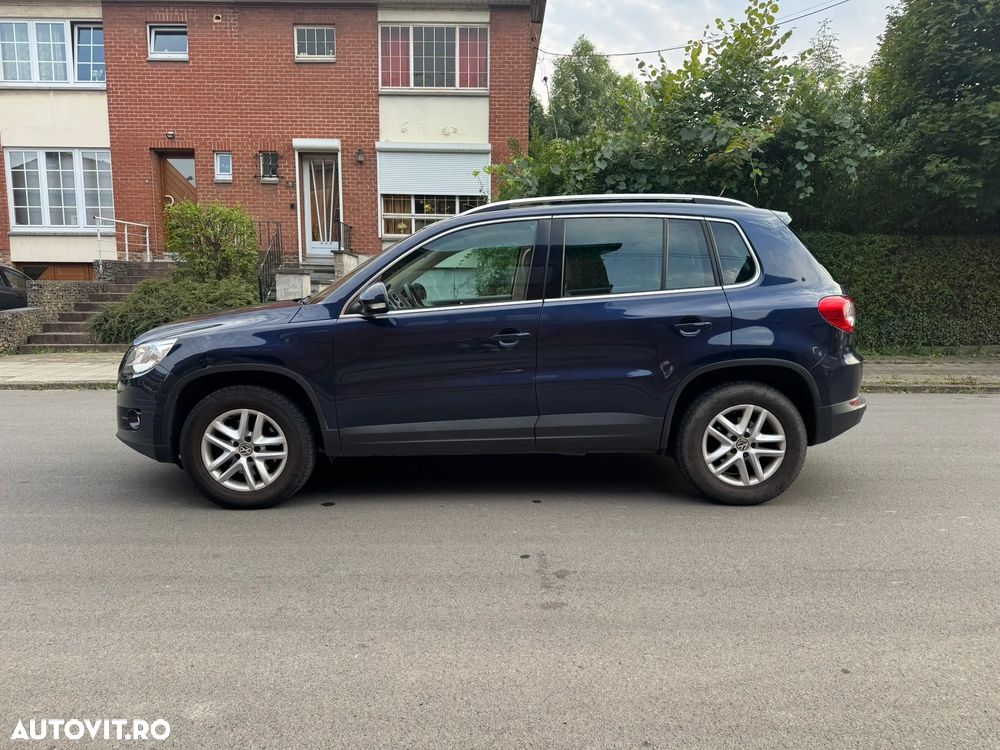 Volkswagen Tiguan 2.0 TDI DPF 4Motion BlueMotion Technology Track & Field - 11