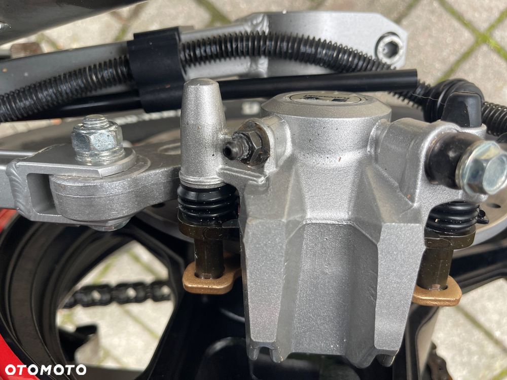 Kawasaki GPZ - 12