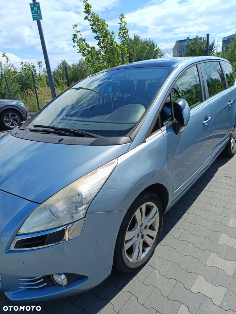 Peugeot 5008 - 13