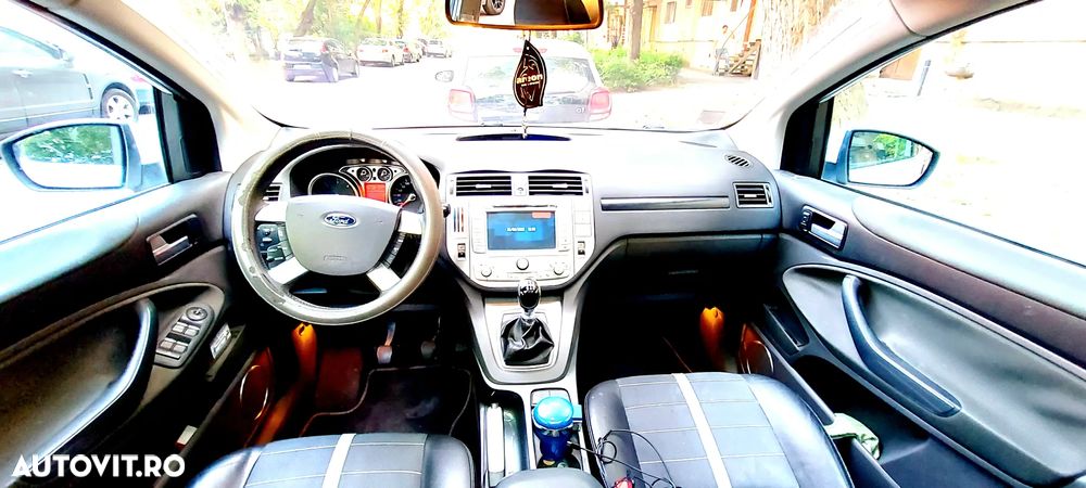 Ford Kuga ver-2-0-tdci-4wd-titanium - 9