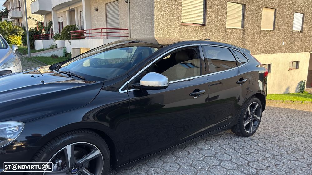 Volvo V40 D2 R Design - 2