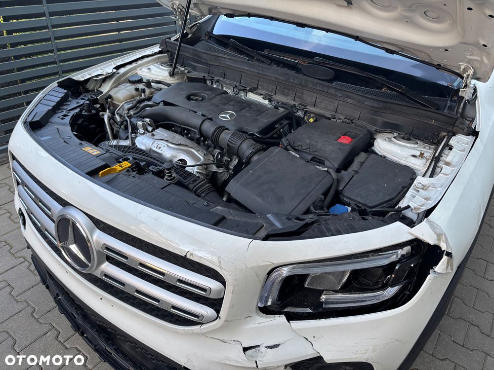 Mercedes-Benz GLB - 8