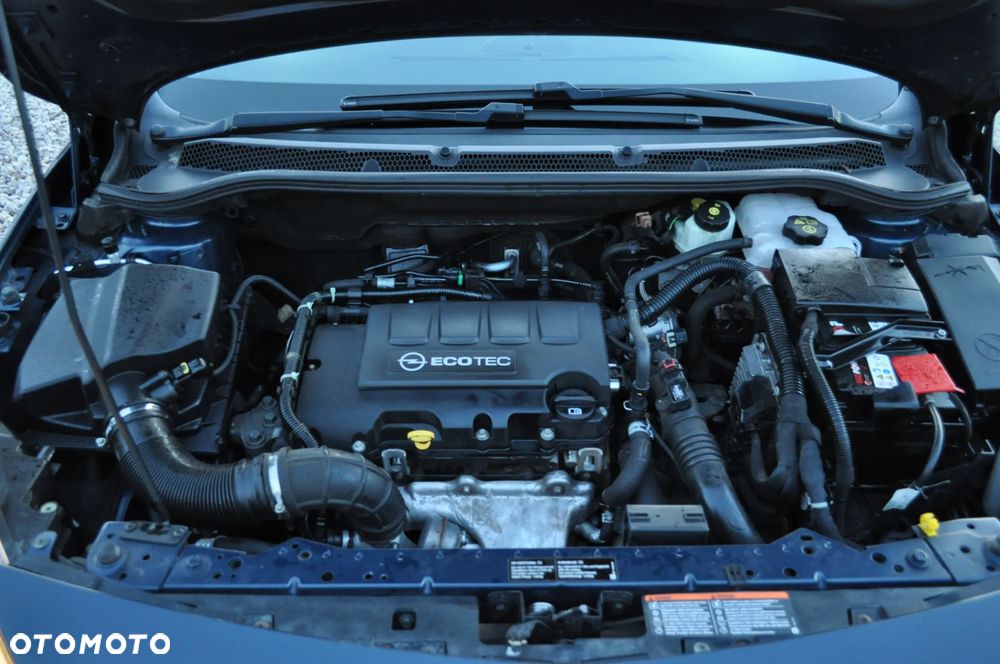 Opel Astra 1.4 Turbo Sport - 34