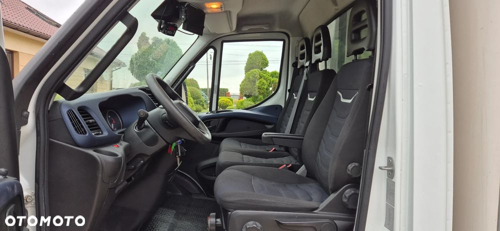 Iveco Daily - 12