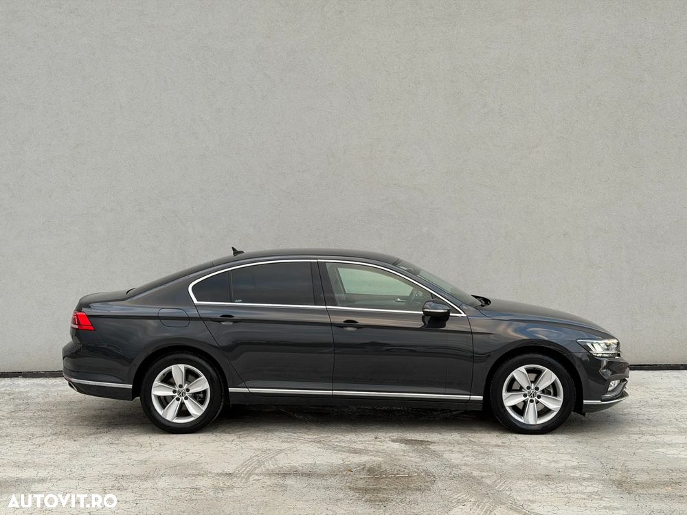 Volkswagen Passat 2.0 TDI DSG Highline - 7