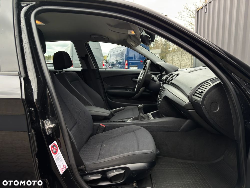 BMW Seria 1 - 14