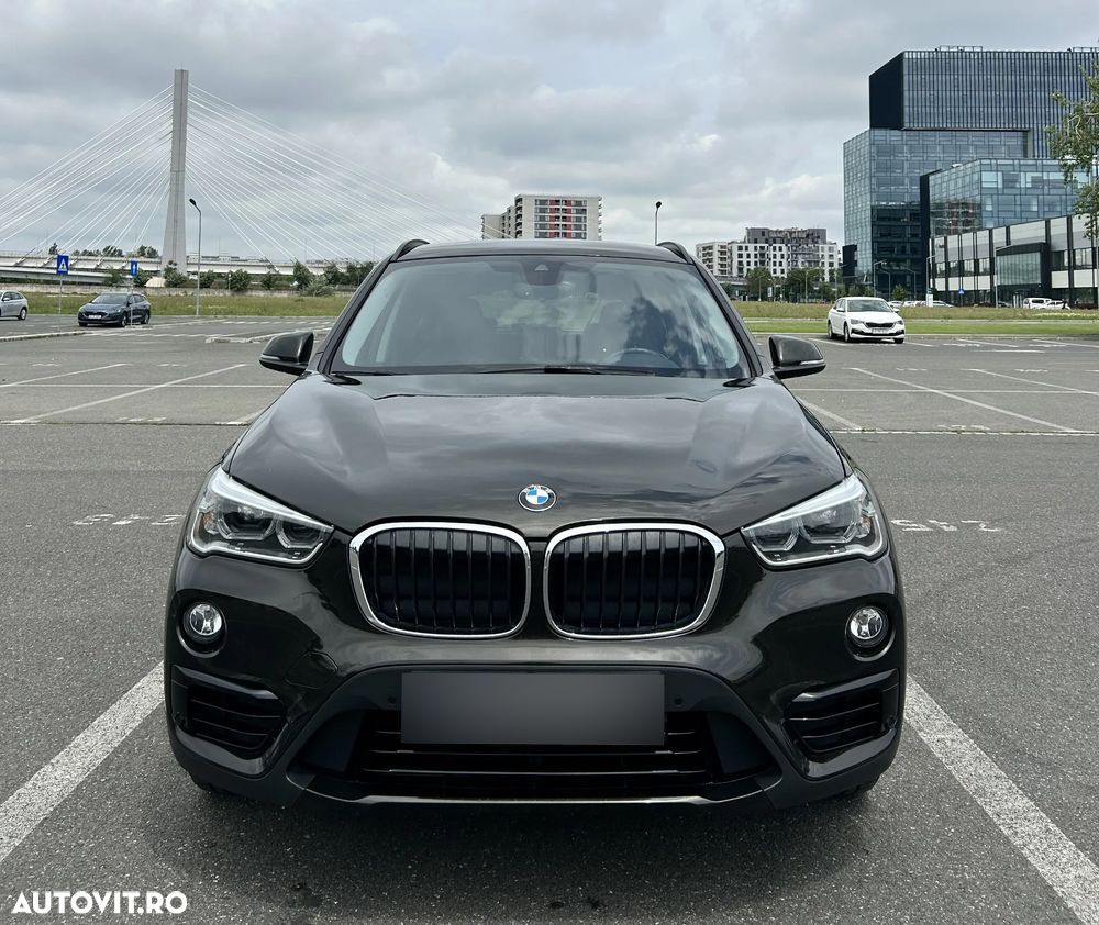 BMW X1 xDrive20d Aut. Sport Line - 1