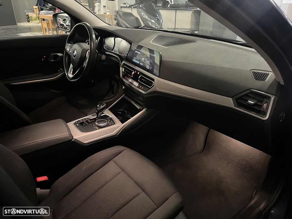 BMW 330 e Corporate Edition Auto - 24
