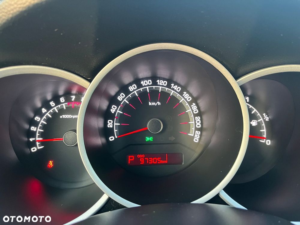 Kia Venga 1.6 CVVT Automatik Platinum Edition - 20