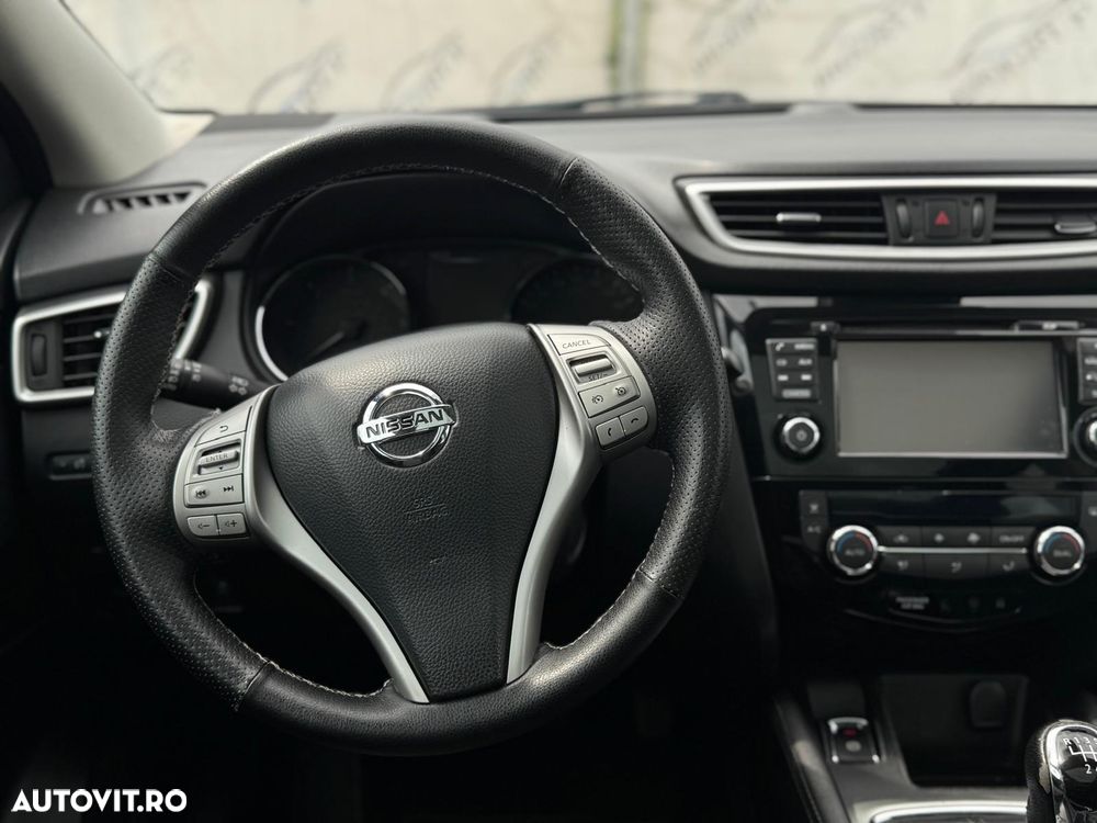Nissan Qashqai 1.6 DCI ALL-MODE 4x4i N-Connecta - 6