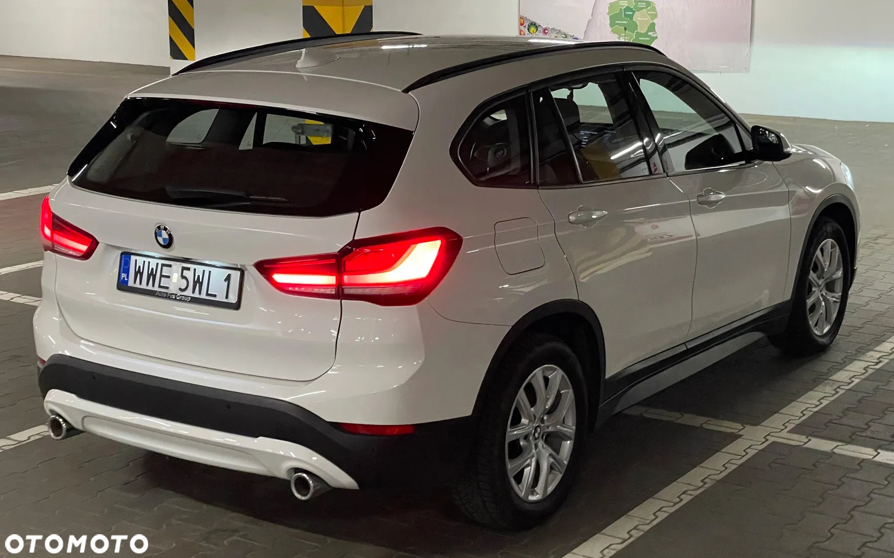 BMW X1 sDrive18d Business Edition - 8