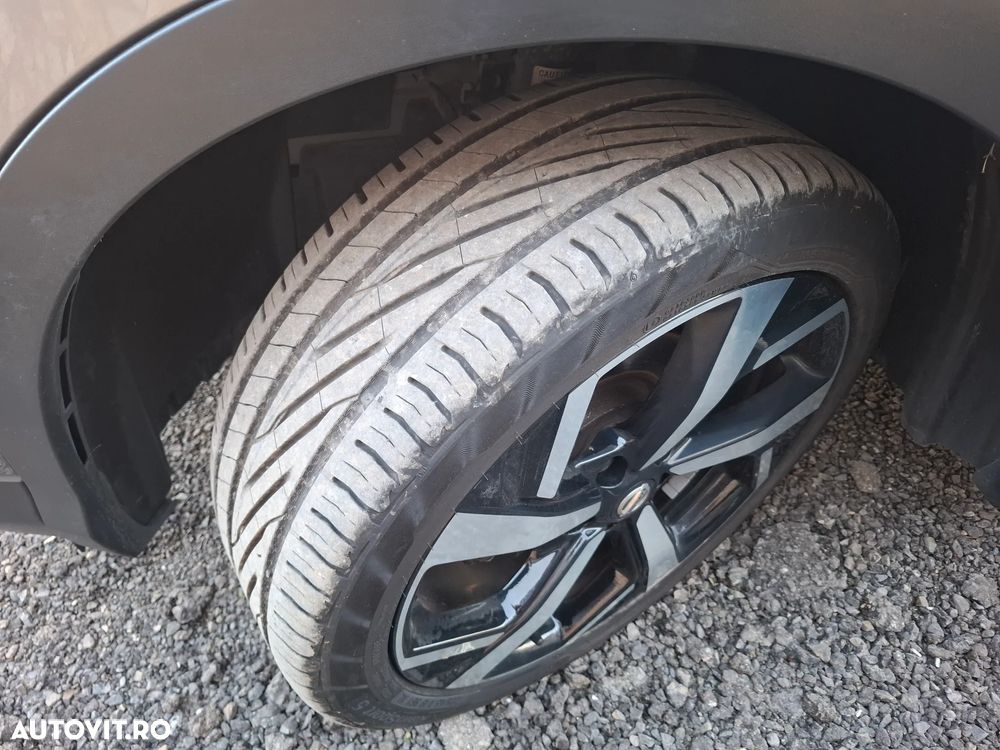 Nissan Qashqai 1.3 DIG-T TEKNA - 33