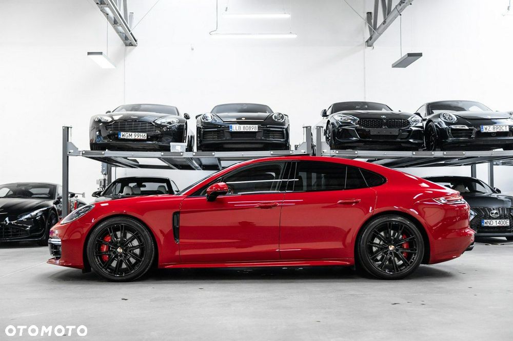 Porsche Panamera Turbo - 11