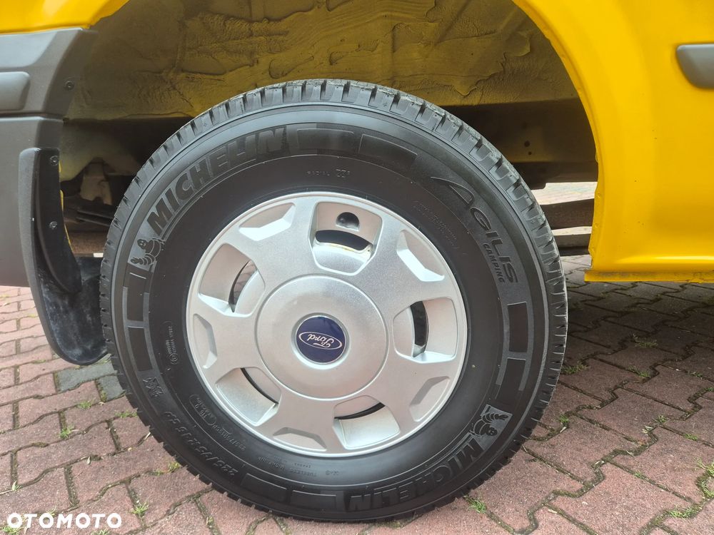 Ford Transit - 17
