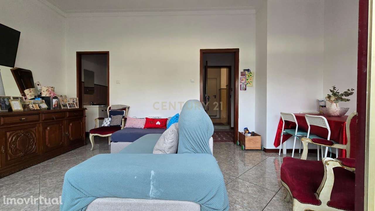 Apartamento T1 com Terraço e Garagem em Gondomar - Grande imagem: 4/14