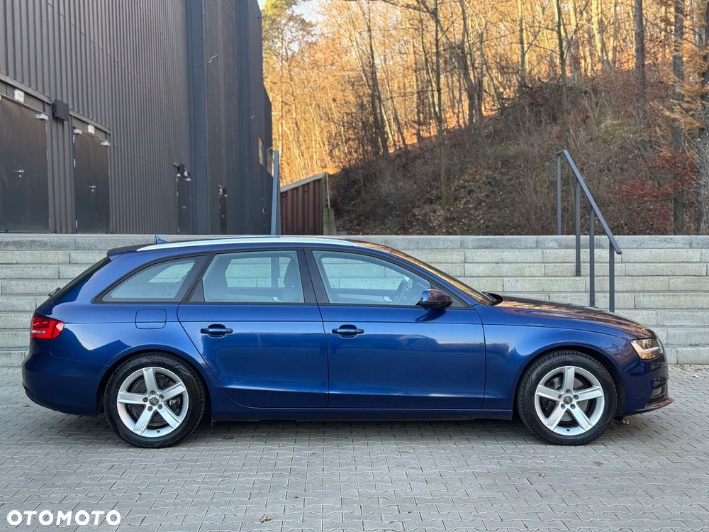 Audi A4 Avant 2.0 TDI DPF multitronic Ambiente - 8
